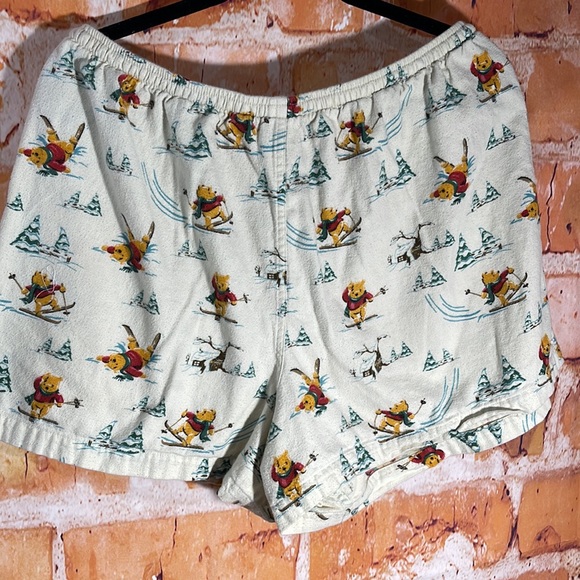 DISNEY Store Pooh flannel sleep shorts XL - Picture 5 of 5